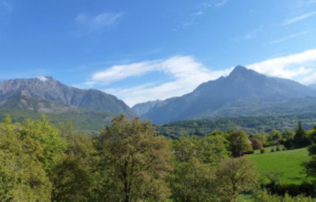 Le Rocher Des Ducs, Vue Sur Montagne, Abris Voitures Et Motos Le Glaizil ห้อง รูปภาพ